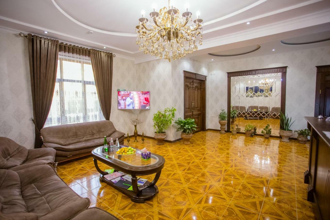 Amina Hotel Самарканд Екстериор снимка
